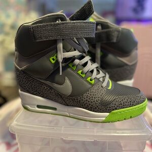 Nike Wedge Sneakers